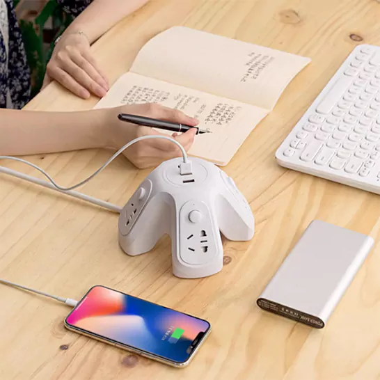 მრავალფუნქციური USB სოკეტი