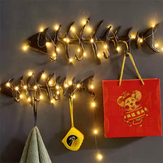 თევზის ფორმის საკიდი